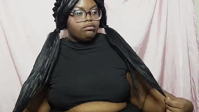 TheChubbySiren online show from May 2026 02:24:02 PM