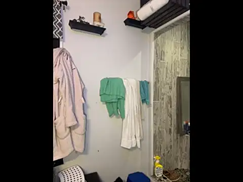 queenkelly1234 online show from November 2025 11:14:01 PM