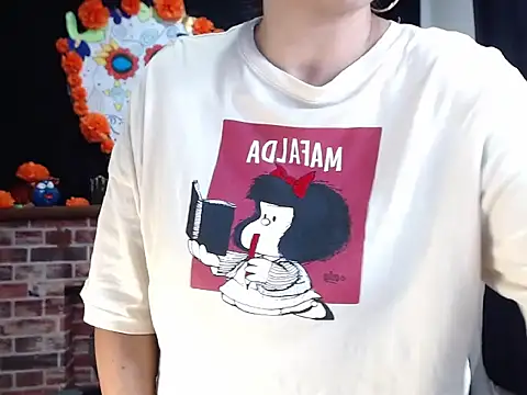 Snapshot of Lucyy_Naugthy chatting on November 2025 01:10:01 PM Lucyy Naugthy online show from November 2025 01:10:01 PM