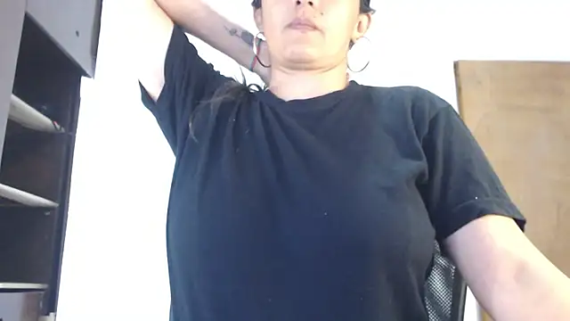 Snapshot of Lucyy_Naugthy chatting on December 2025 01:13:01 AM Lucyy Naugthy online show from December 2025 01:13:01 AM