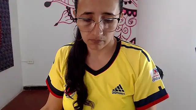 Lucyy Naugthy online show from March 2026 01:49:02 PM