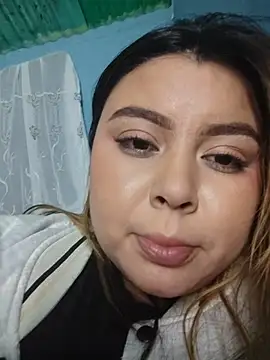 Snapshot of EliaStone05 chatting on December 2025 05:03:02 AM EliaStone05 online show from December 2025 05:03:02 AM