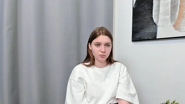 RoslynArcuo online show from October 2025 05:14:01 PM