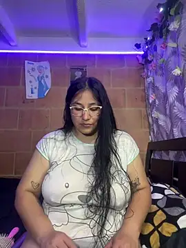 kassandra luxury online show from October 2025 04:27:01 AM