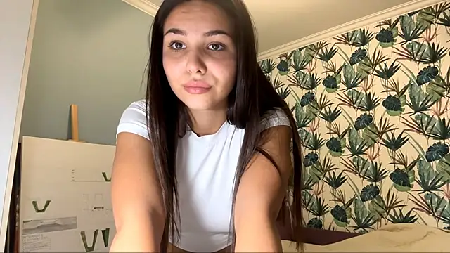Snapshot of StawBerrys chatting on October 2025 09:46:01 PM StawBerrys online show from October 2025 09:46:01 PM