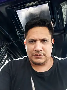 WIlGar1993 online show from March 2026 04:13:02 PM