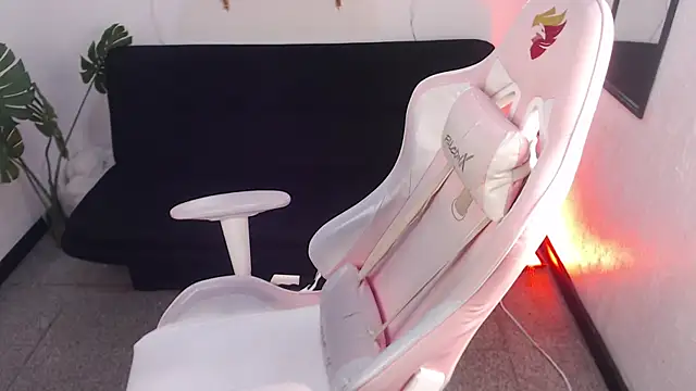 Panter sex online show from October 2025 02:47:02 AM