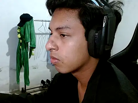 Collucci online show from December 2025 02:51:02 AM