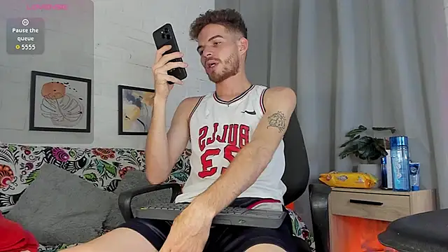 MATEO HUNTER online show from December 2025 08:52:02 AM