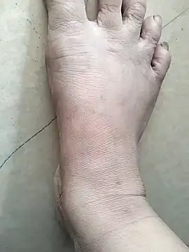 Amanda- ena- online show from February 2026 06:43:02 AM