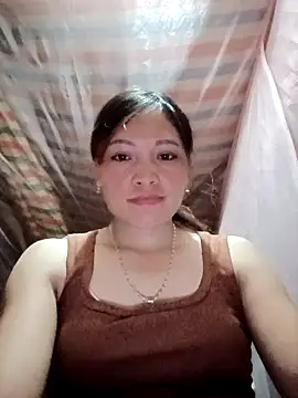 huhu-sexxy online show from October 2025 05:19:01 AM