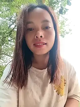 Nguyet2k4 online show from April 2026 10:59:01 PM