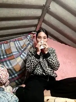 -Kem-01 online show from November 2025 01:27:01 AM