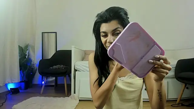 ReneeVoss online show from February 2026 04:30:01 AM