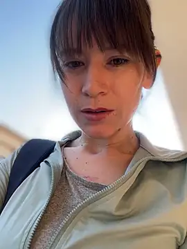 AlanaRius18 online show from March 2026 04:21:01 PM