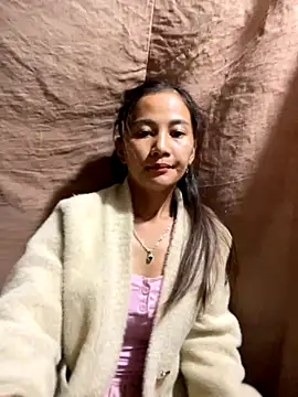 Snapshot of Miss-World00 chatting on November 2025 12:18:02 PM Miss-World00 online show from November 2025 12:18:02 PM