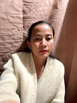 Snapshot of Miss-World00 chatting on November 2025 12:40:02 PM Miss-World00 online show from November 2025 12:40:02 PM