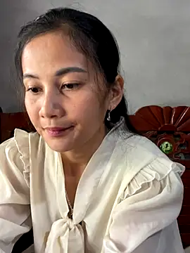 Snapshot of Miss-World00 chatting on November 2025 02:12:01 AM Miss-World00 online show from November 2025 02:12:01 AM