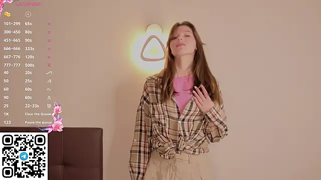 Erosyne online show from November 2025 05:12:02 PM