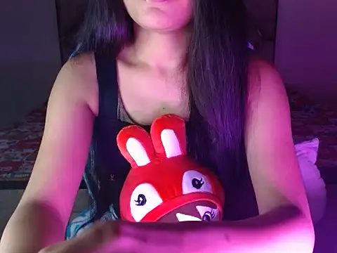 Snapshot of spicy_sofiya_- chatting on November 2025 05:57:01 PM spicy sofiya - online show from November 2025 05:57:01 PM