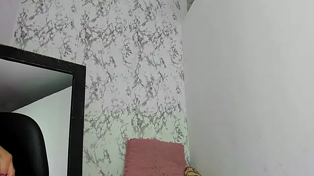 kataleyaAlenan online show from December 2025 01:50:02 PM