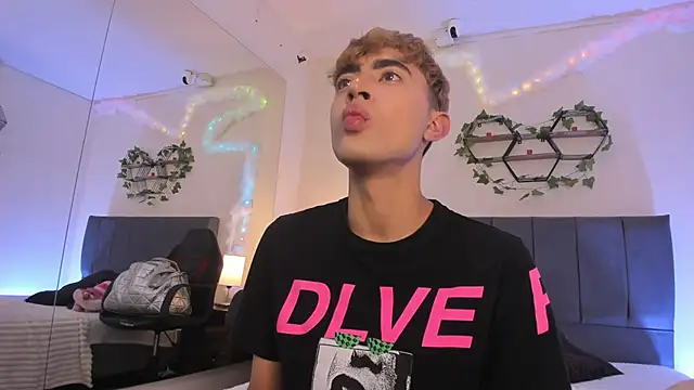 JustinCastiblanco online show from December 2025 11:26:02 AM