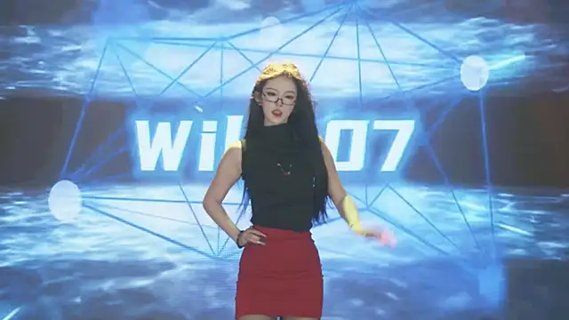 Wily-07 online show from November 2025 11:27:02 PM