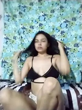 Snapshot of AriannaRose chatting on November 2025 03:39:02 AM AriannaRose online show from November 2025 03:39:02 AM