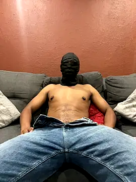 kingjozi121 online show from November 2025 09:46:02 PM