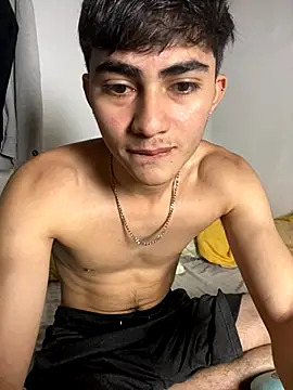 Snapshot of Myke_hotxxx chatting on October 2025 12:55:02 AM Myke hotxxx online show from October 2025 12:55:02 AM