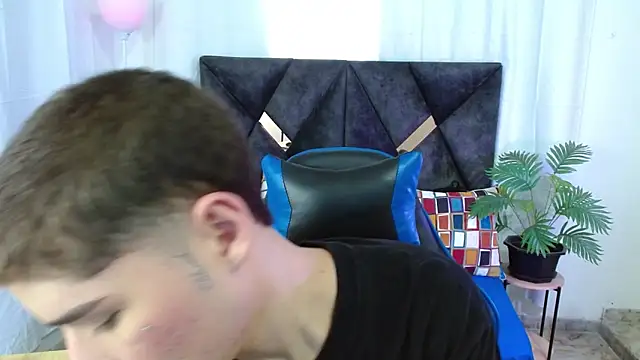 Mattass18 online show from October 2025 01:24:02 PM