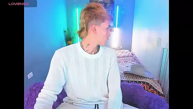Snapshot of Latin_boysxxxx chatting on March 2026 03:00:02 AM Latin boysxxxx online show from March 2026 03:00:02 AM
