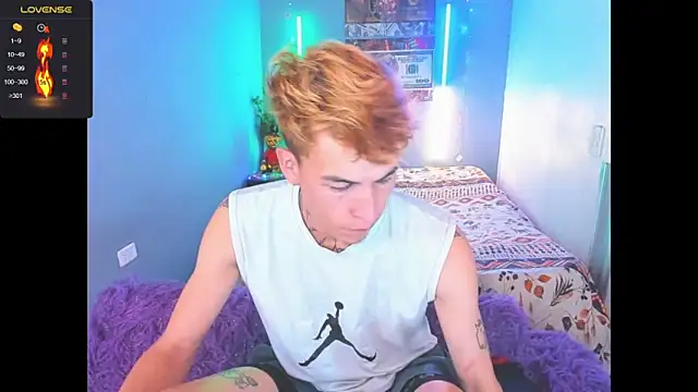 Snapshot of Latin_boysxxxx chatting on March 2026 10:37:01 PM Latin boysxxxx online show from March 2026 10:37:01 PM