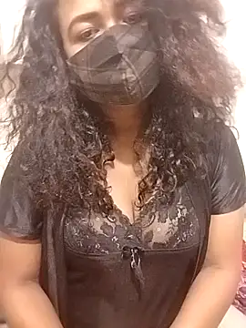 Snapshot of YOURS_STUTI chatting on November 2025 03:36:01 PM YOURS STUTI online show from November 2025 03:36:01 PM