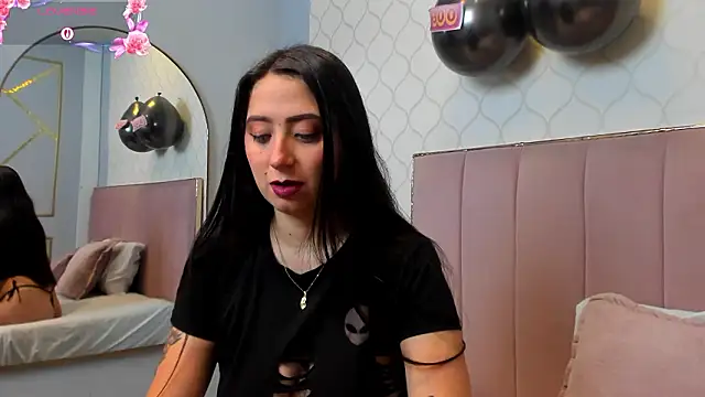 JuliethCruz  online show from February 2026 07:55:02 PM