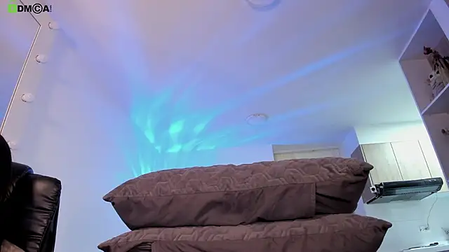 Mikeyvioleta  online show from February 2026 10:14:02 AM