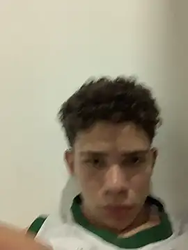 Snapshot of Leo_TheGod chatting on October 2025 02:45:02 AM Leo TheGod online show from October 2025 02:45:02 AM