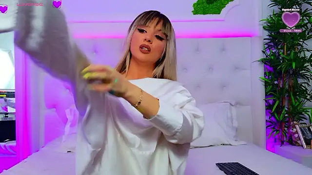 AriannaSins online show from February 2026 03:05:01 PM