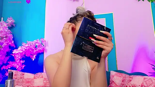AriannaSins online show from July 2026 12:18:02 PM