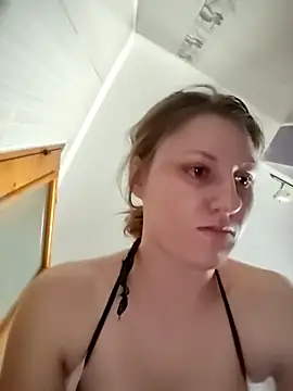 SandyCassie online show from March 2026 09:57:02 AM