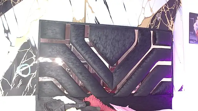 antonella rosecs online show from November 2025 04:45:02 AM