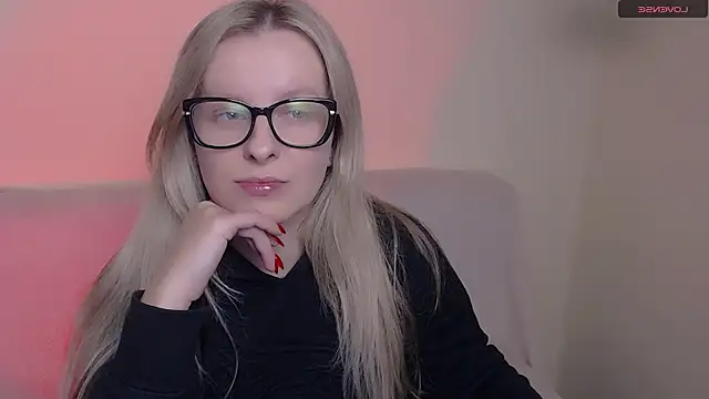 AllaLeomz online show from November 2025 08:14:02 AM