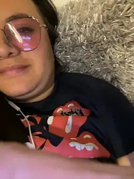 antoniamiller69 online show from November 2025 02:00:01 AM