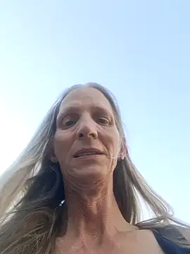 Snapshot of Cheryl_F chatting on May 2026 05:17:02 PM Cheryl F online show from May 2026 05:17:02 PM