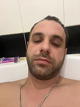 AndyLynn online show from November 2025 06:39:01 PM