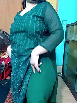 Porimoni22 online show from November 2025 01:06:01 AM