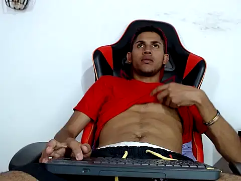 sexy latin cum online show from October 2025 11:16:02 PM