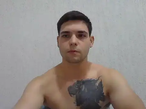 Snapshot of Zure-xxx chatting on November 2025 08:52:01 PM Zure-xxx online show from November 2025 08:52:01 PM