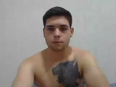 Snapshot of Zure-xxx chatting on November 2025 07:13:02 PM Zure-xxx online show from November 2025 07:13:02 PM