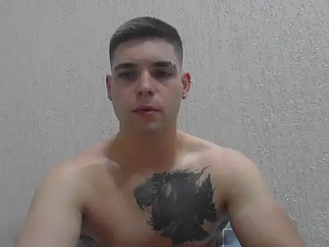 Snapshot of Zure-xxx chatting on November 2025 12:42:01 AM Zure-xxx online show from November 2025 12:42:01 AM